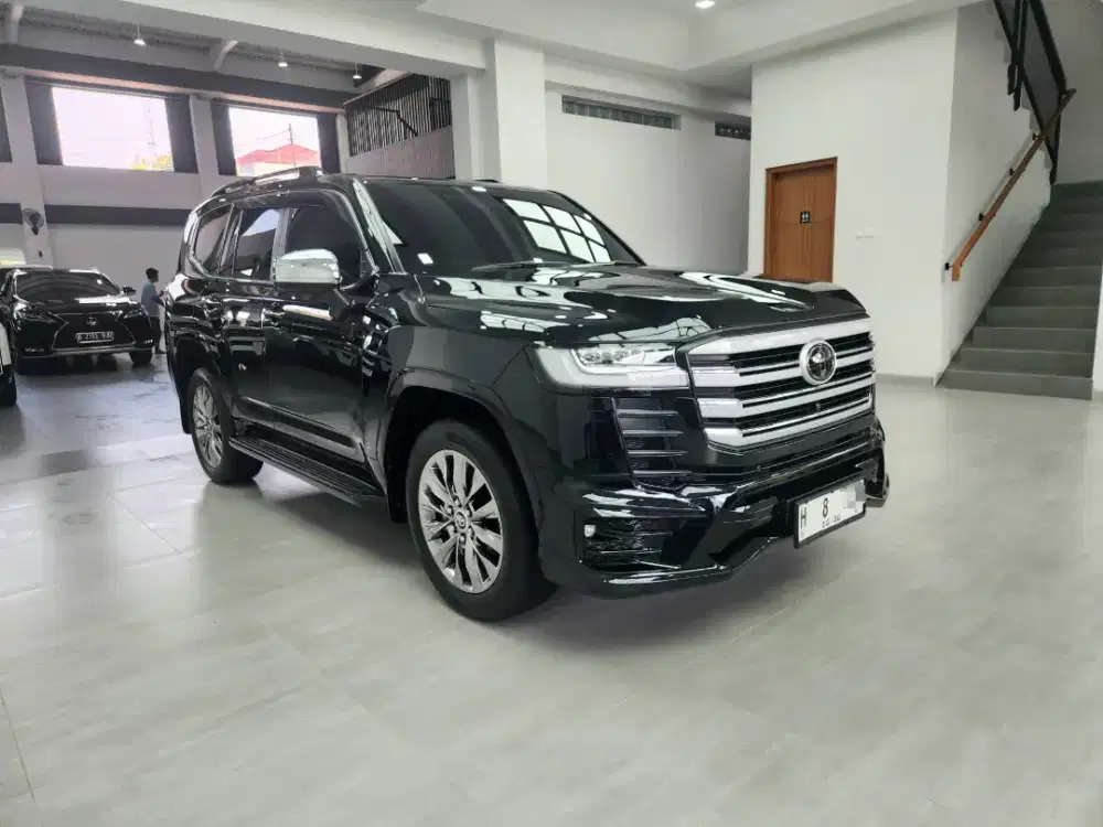 Land Cruiser 300 VX-R 4x4 ATPM 2024 km8rb