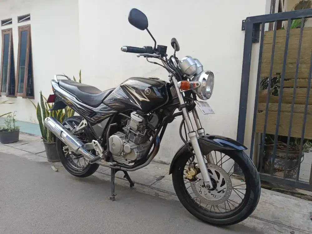 Yamaha Scorpio z 2008 lengkap bagus