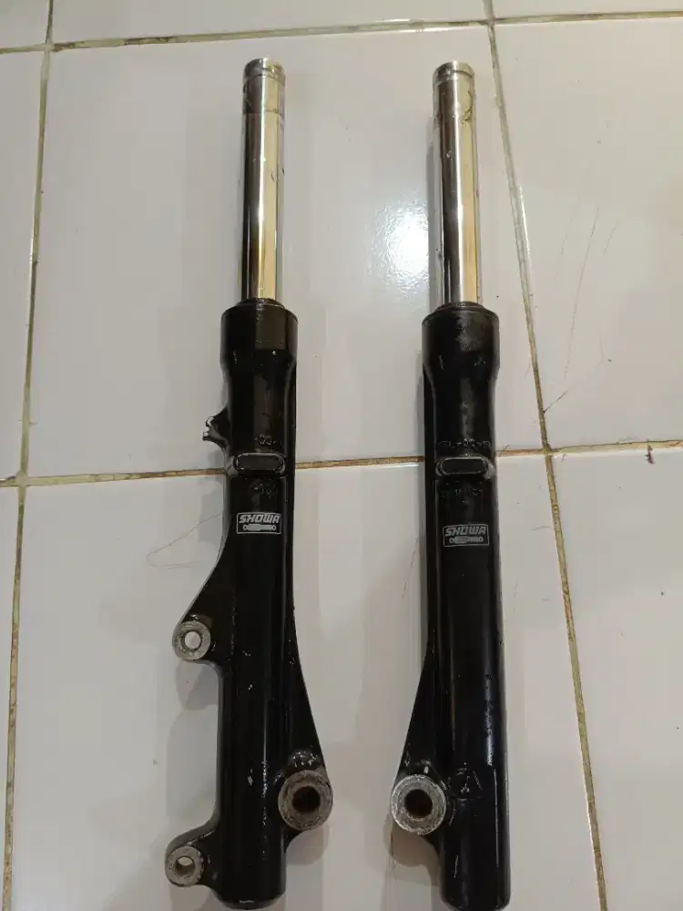 shok depan vario 150