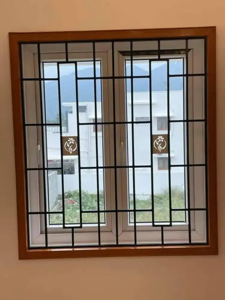 Tralis jendela model minimalis
