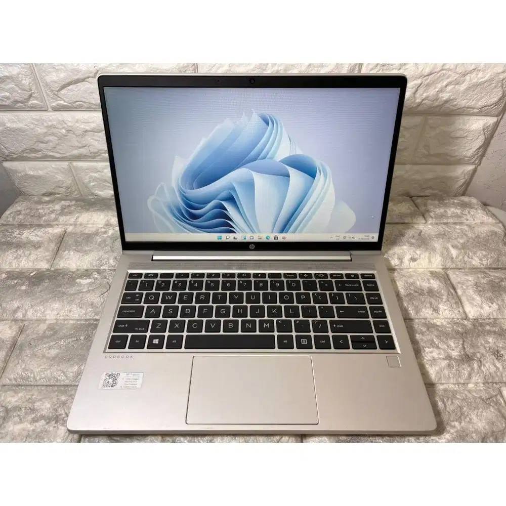 HP 445 G8 RYZEN 5-5600U 8/256 LAYAR 14 INCH *LO