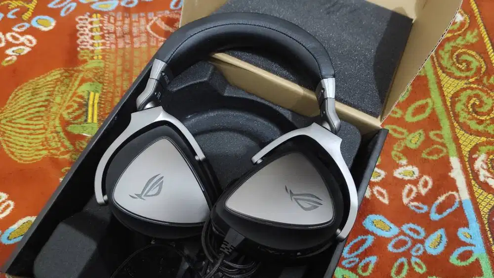 JUAL ROG DELTA HEADSET | Like New | Nego