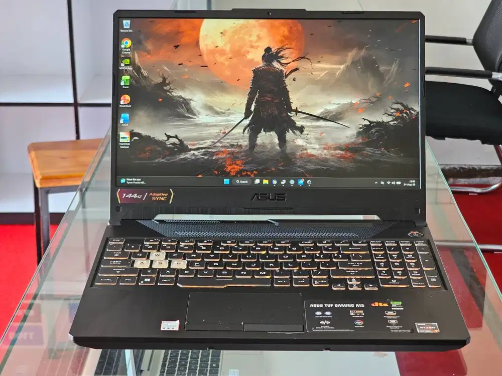 ASUS TUF Gaming A15 FA506NC AMD Ryzen 7 7000 Series Ram 8 GB Nvidia RT