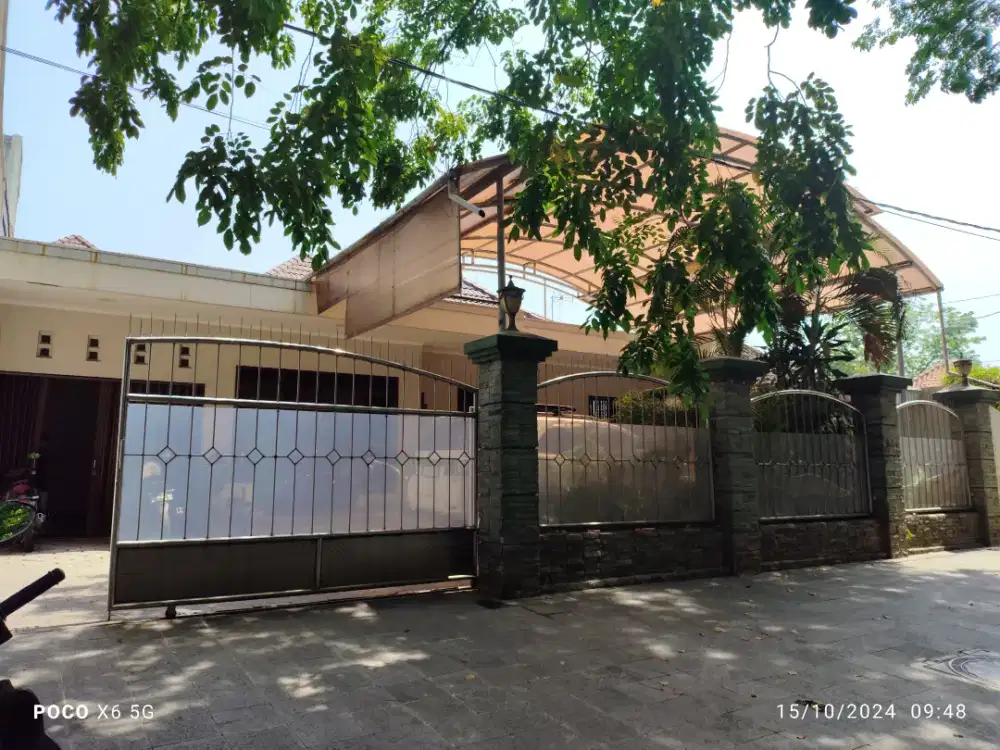 Disewakan Rumah Tengah Kota Semarang Strategis depan Hotel Tentrem