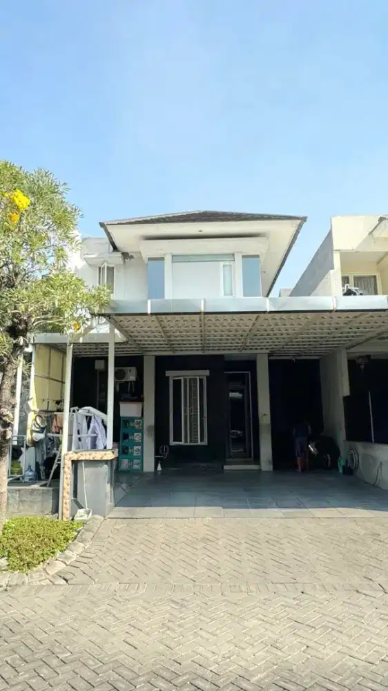 Jual Rumah di Royal Residence