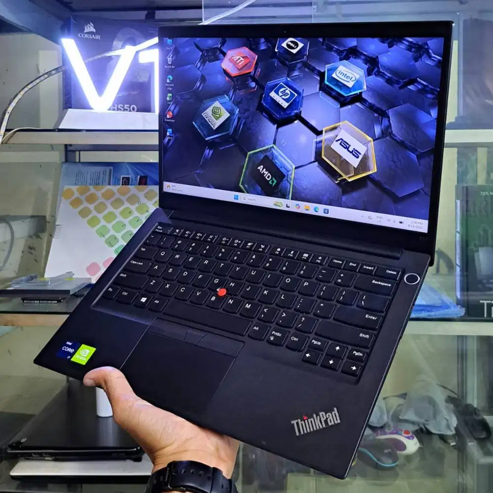 LENOVO THINKPAD E14 G2 intel core i7-1165G7 RAM 16GB SSD 512GB