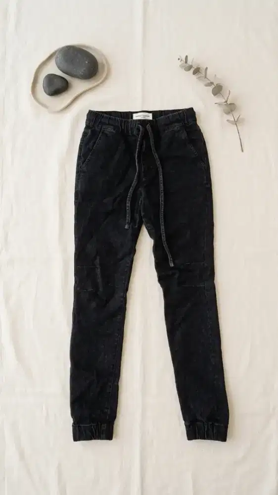 celana jeans cewe