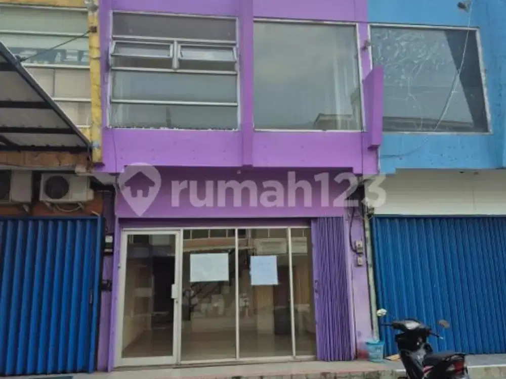 Ruko 2 Lantai Strategis di Cirendeu - Cocok untuk Usaha & Kantor
