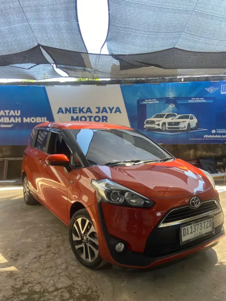 Sienta 1.5 V matic 2017