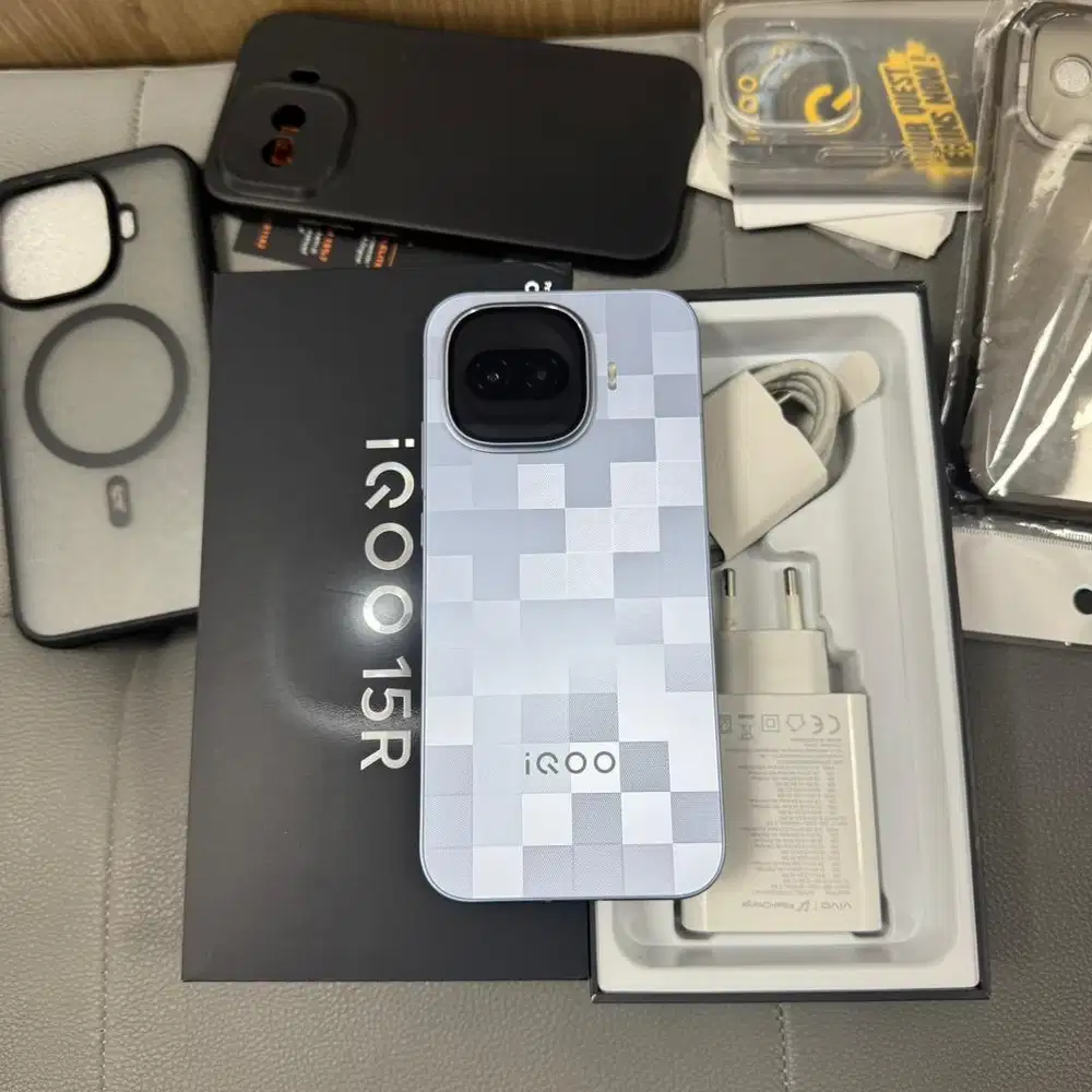 Iqoo 15r 8/256gb fullset second