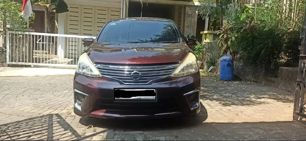 Nissan Grand Livina 1500 CC Bagus