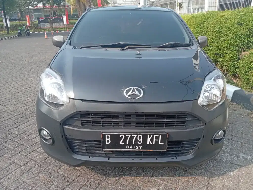 Daihatsu ayla MT 2017 mulus dan terawat. Jual apa adanya