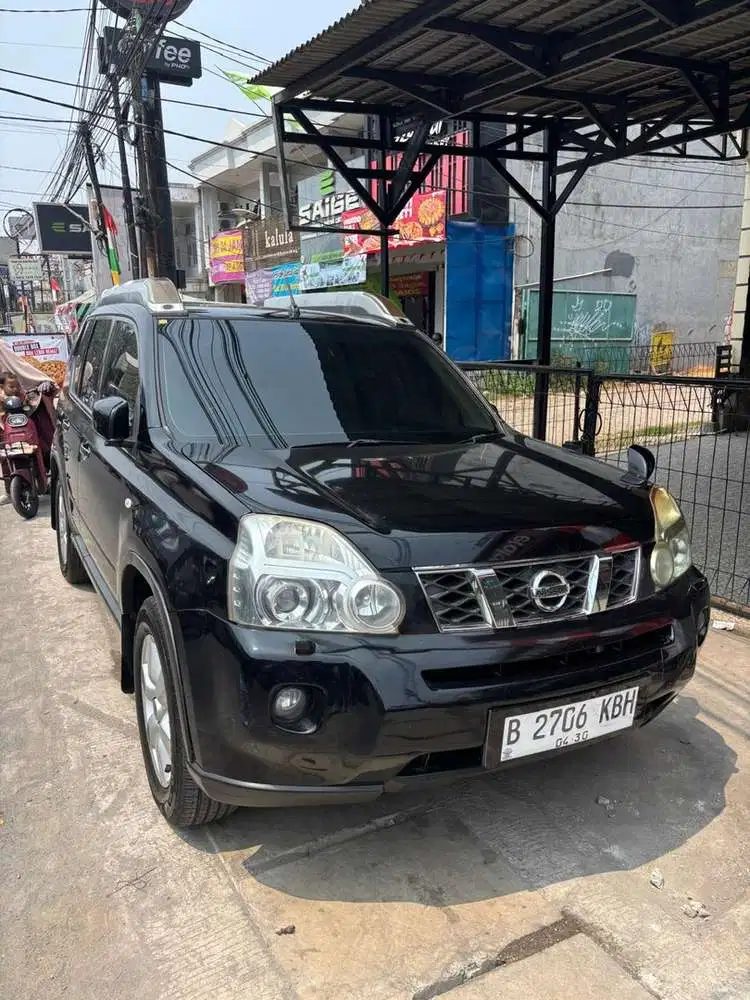 Nissan X-Trail 2010 Bensin