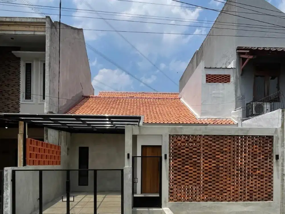 Rumah Minimalis Industrial Baru Renovasi di Kompek Strategis Cinere