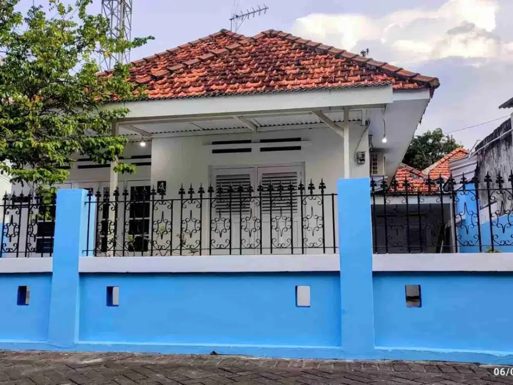PUTRO AGUNG 361 m2 ‼ Disewakan Rumah Usaha Baru Renovasi Ada Kantor dekat Kaza Mall