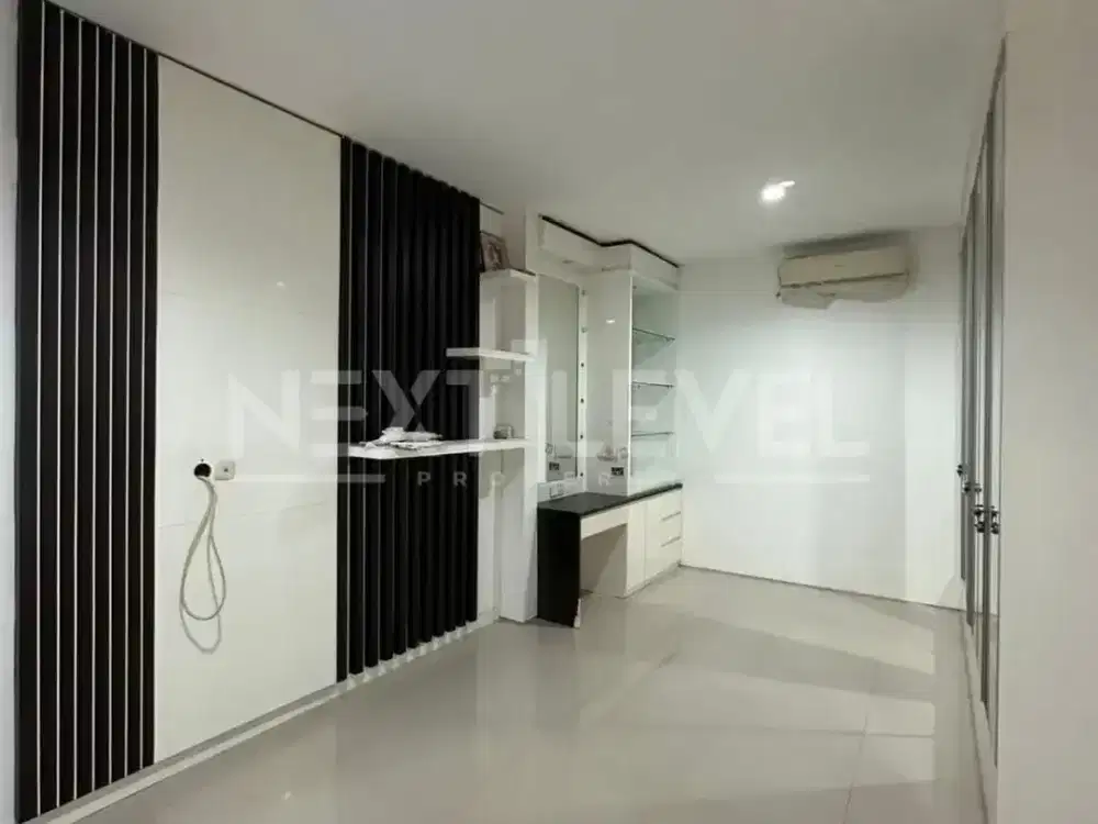Dijual Rumah Citraland Minimalis Stratregis Siap Huni