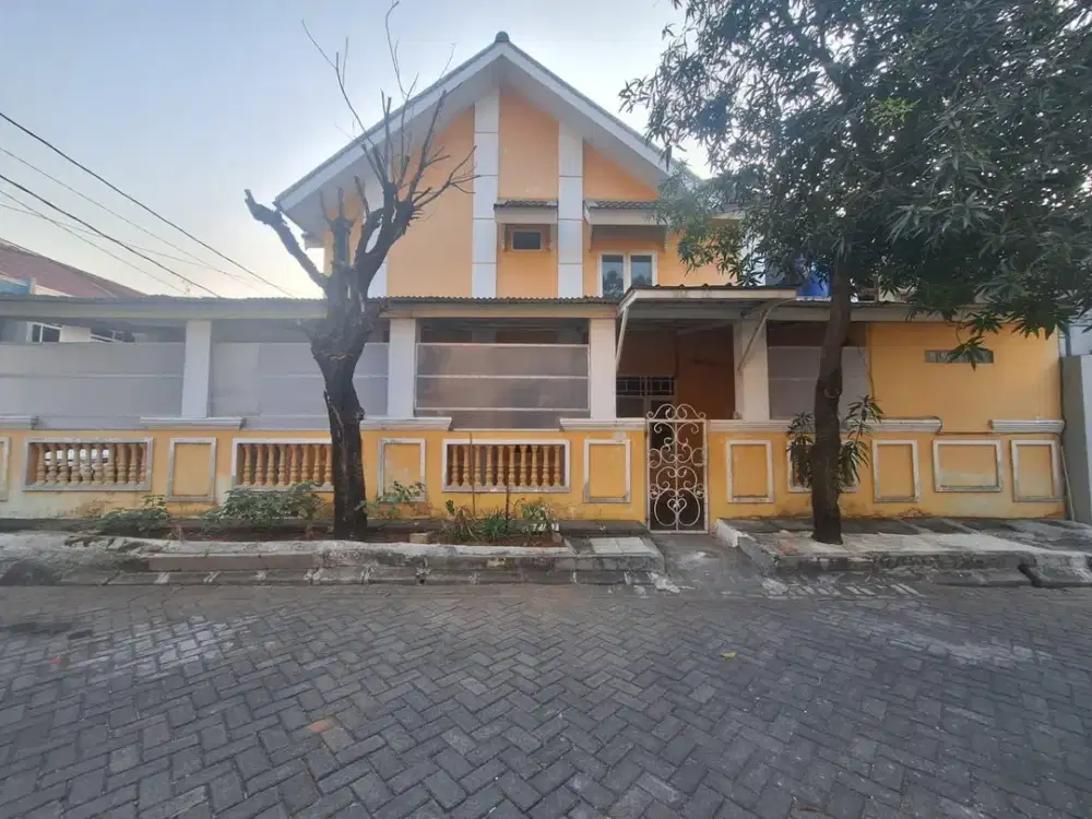 DIJUAL RUMAH HOOK LOKASI TERBAIK JALAN UTAMA HARGA SANGAT MURAH DI TAMAN PALEM