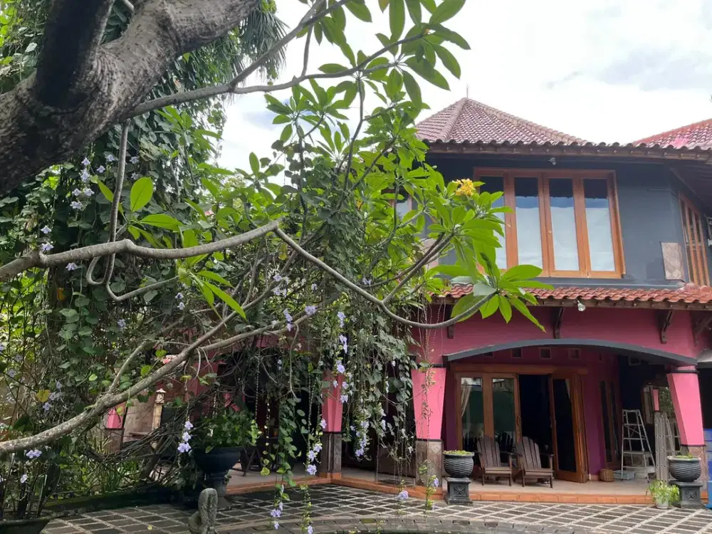 Dijual Rumah Bagus 2 Lantai di Pesona Khayangan, Margonda Depok