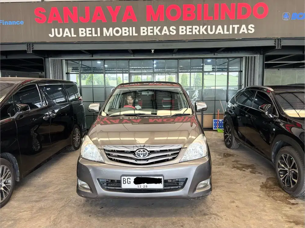 Toyota Innova G 2.5 M/T 2009/2010