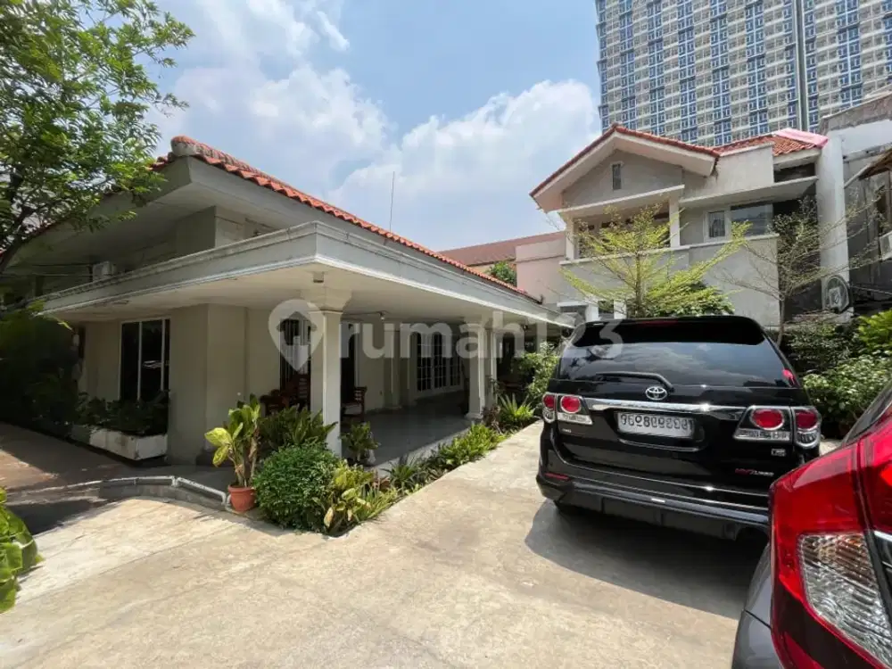 Rumah Strategis di Salemba Peluang Investasi Bisnis Dan Hunian