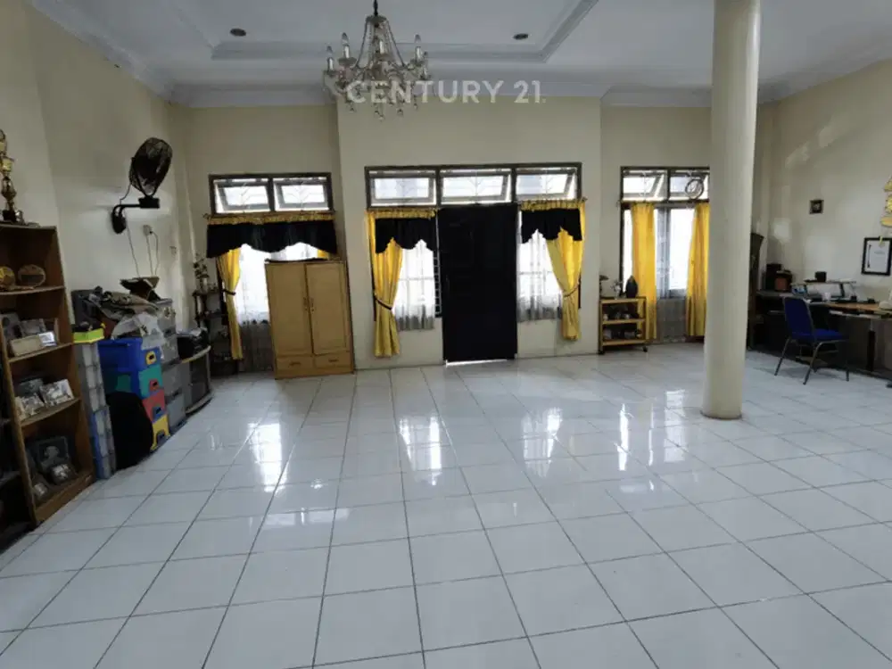 Rumah Strategis Dan Tenang Di Taman Buaran Indah Jak Tim S6936