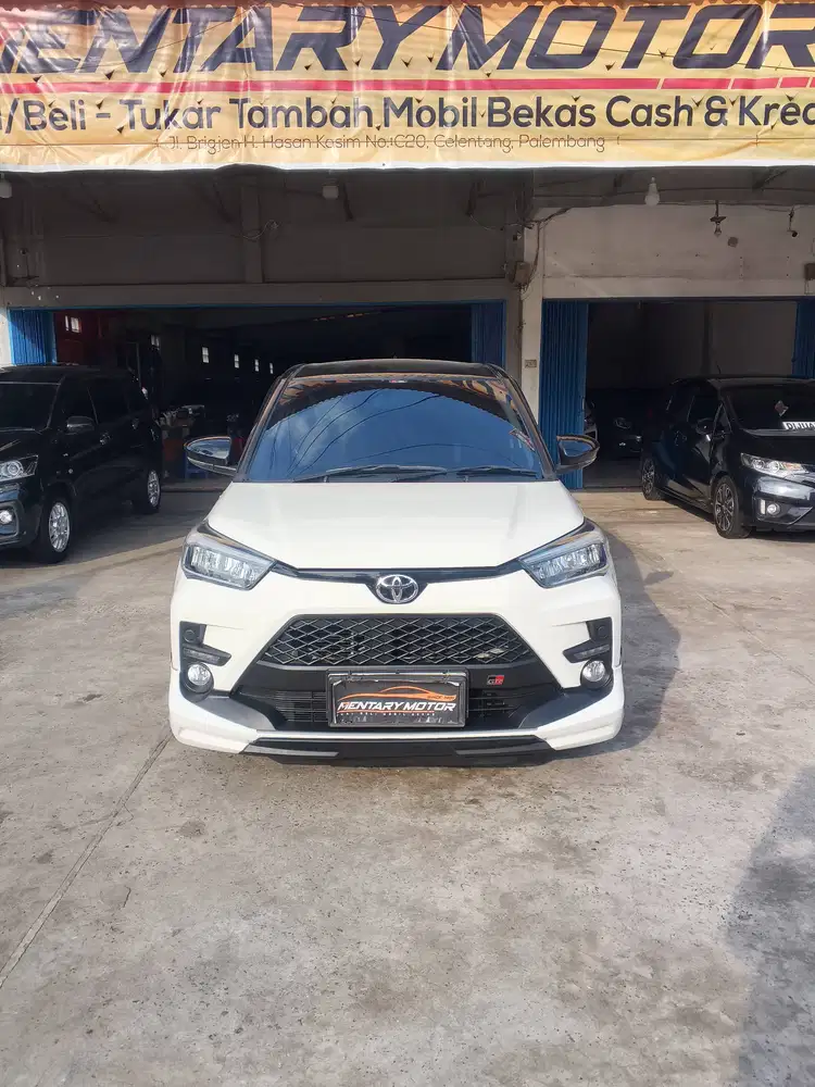 Raize 1.0 Turbo GR Sport TSS CVT Automatic Murah Irit Terawat Putih