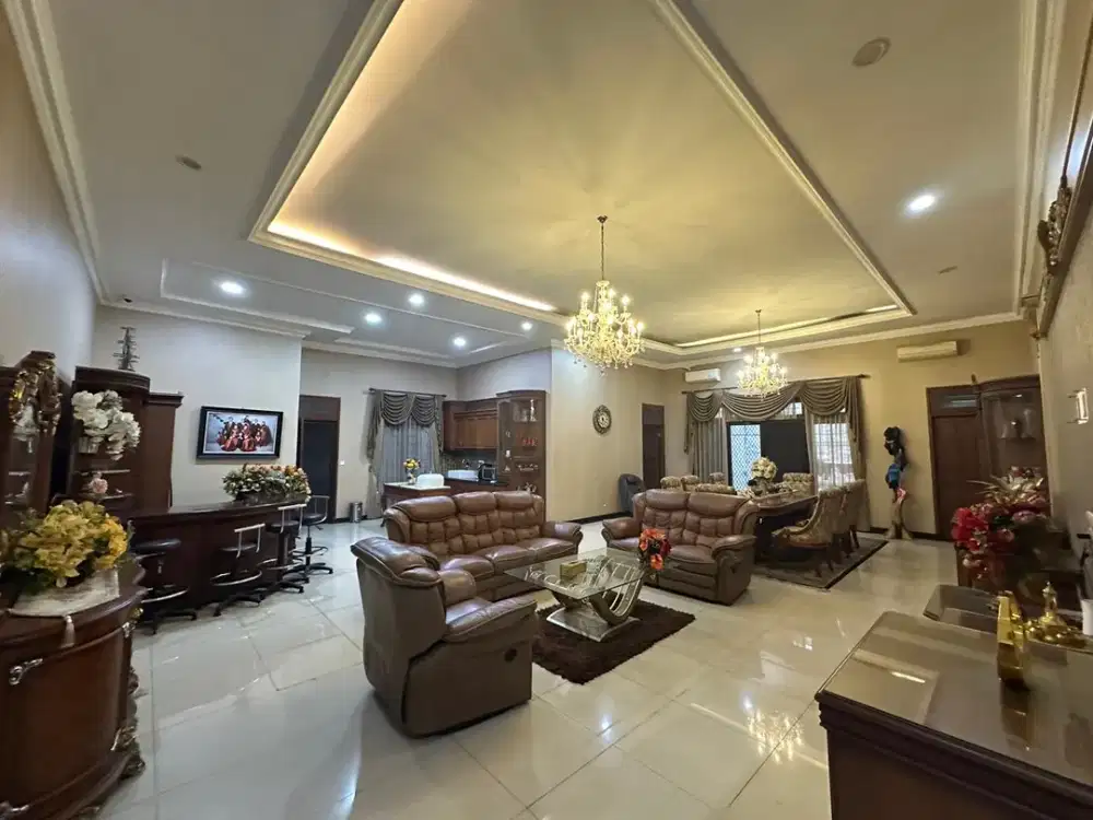 Rumah Hook Mewah di Gayung Kebonsari Surabaya Selatan Fully Furnished Strategis