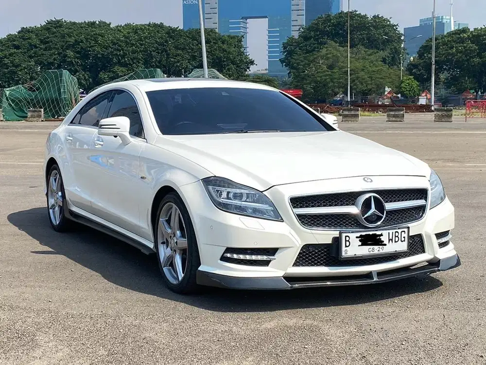 MERCY CLS350 AMG AT 2012 PUTIH
