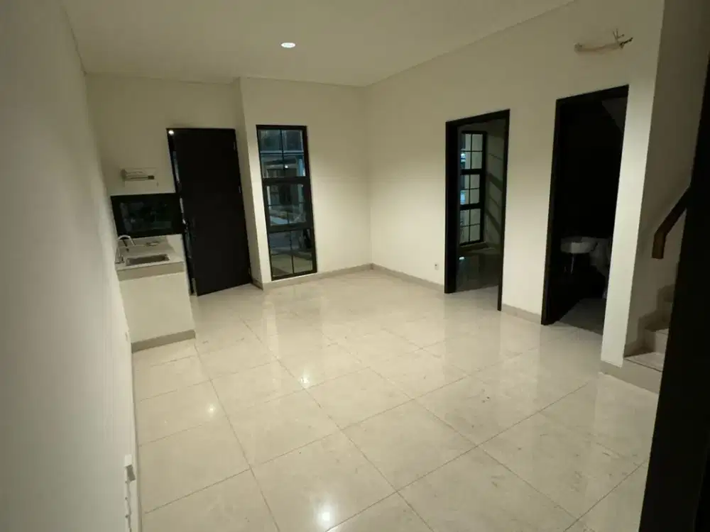 Rumah Baru Maison De Wisteria Metland Menteng – 3 Lantai, 3 KT, Attic Room, Luas 84 m²