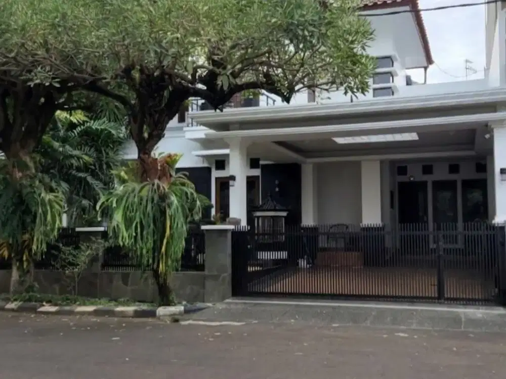 Dijual murah rumah 2 lantai di kemang pratama 3 Bekasi