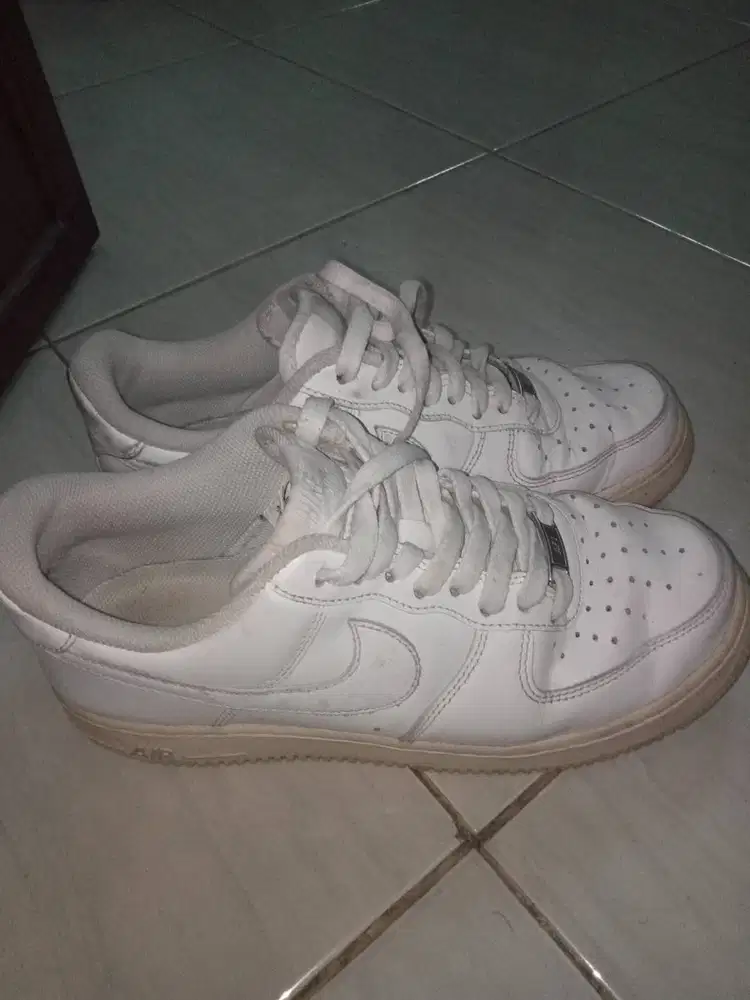 Nike air force 1, ukuran UK 7 / EUR 4141),