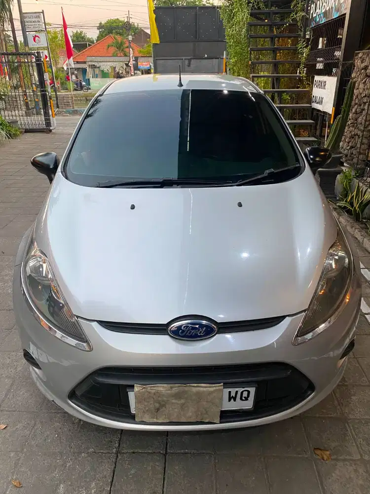 FORD FIESTA TREND 1.4 AT