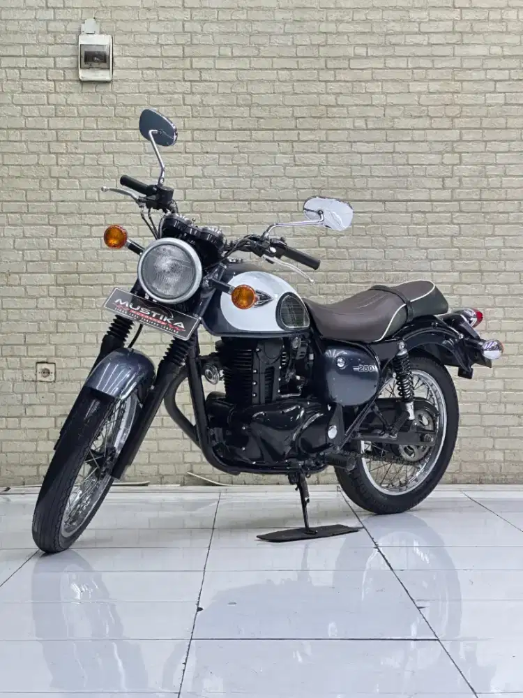 UNIT LANGKA‼️ Kawasaki W250 2017 Special Edition Blue Original