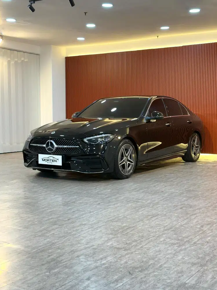 LOW ODO 2RB KM!! Mercedes Benz C300 AMG EQ Boost 2024