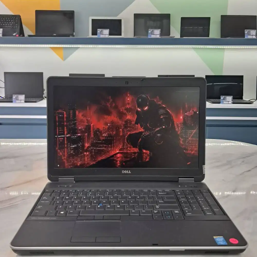 [ D64 | i7 gen4 | 8GB | 120 | 16inch | performa kencang
