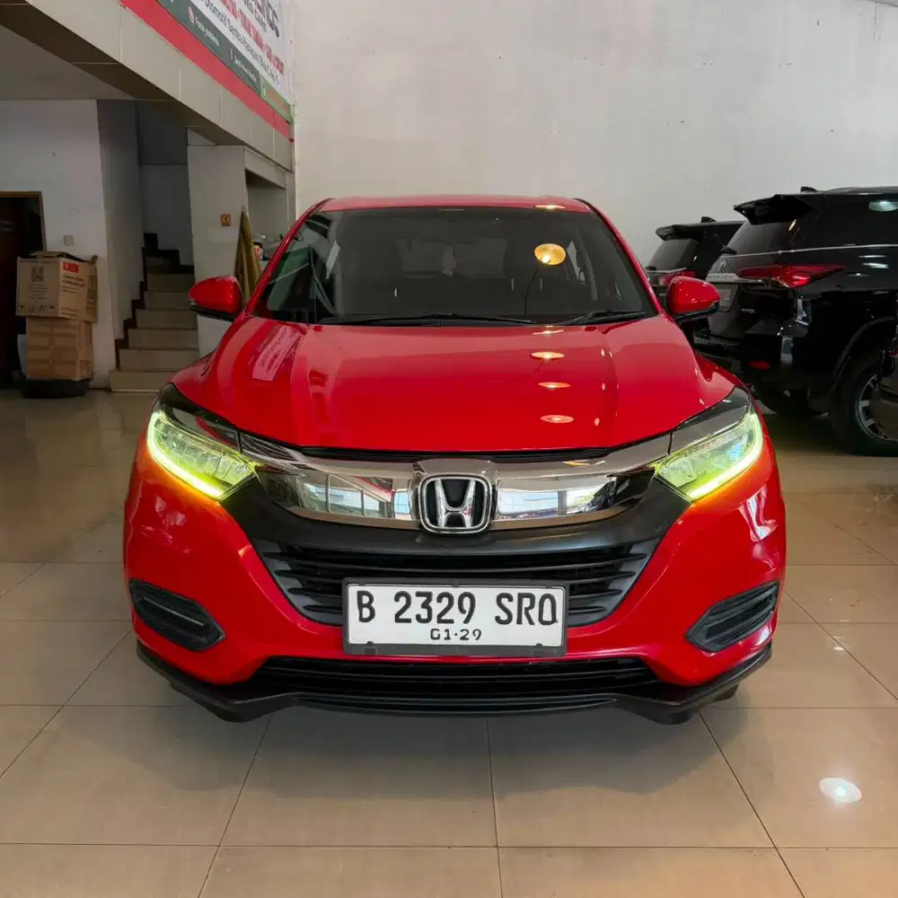 Honda HR-V SE CVT 2020 Merah