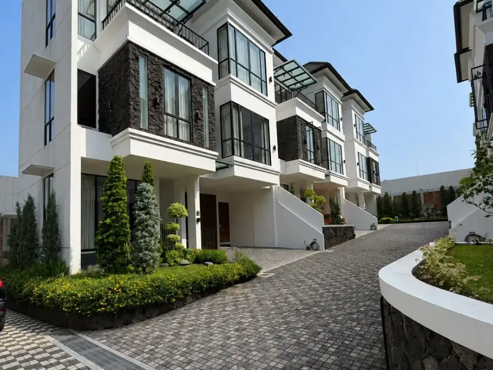 RUMAH BARU DI PRIVATE CLUSTER FATMAWATI JAKSEL MODERN TROPIS DIJUAL