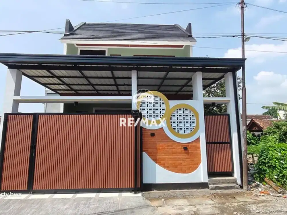 DIJUAL RUMAH KONSEP MODERN SIAP HUNI, KEBALENAN-BANYUWANGI