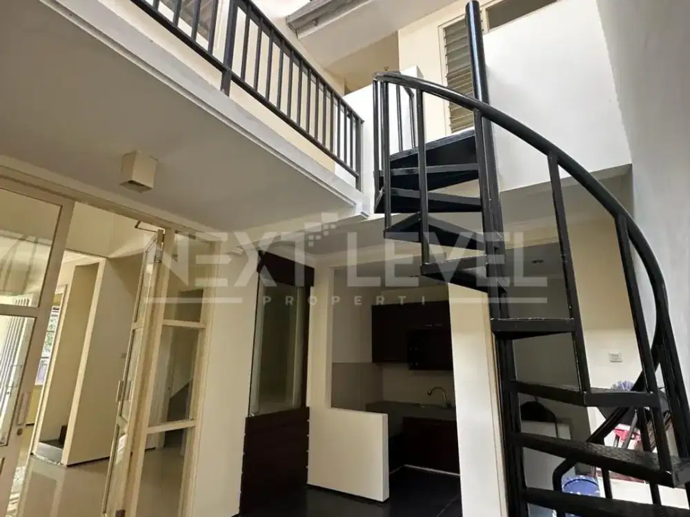 Dijual Rumah Citraland Utama Minimalis Strategis Siap Pakai