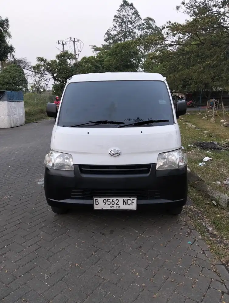 BLAND VAN MANUAL TH 2018