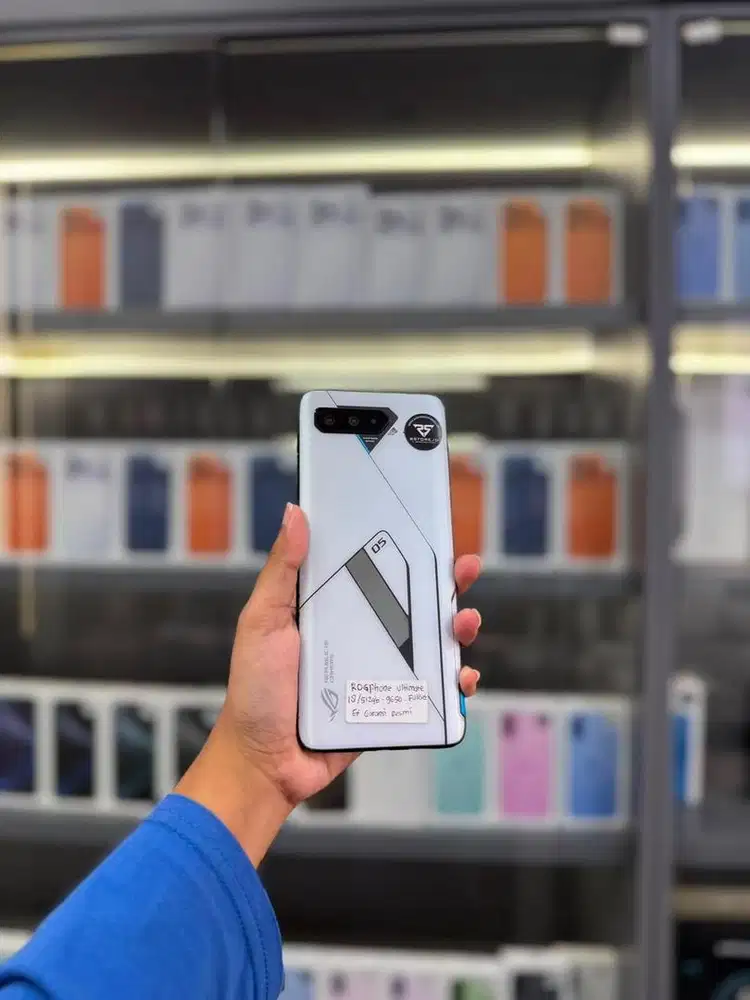 Rogphone Ultimate 5 18/512Gb Fullset, Ex Garansi Resmi/Indonesia