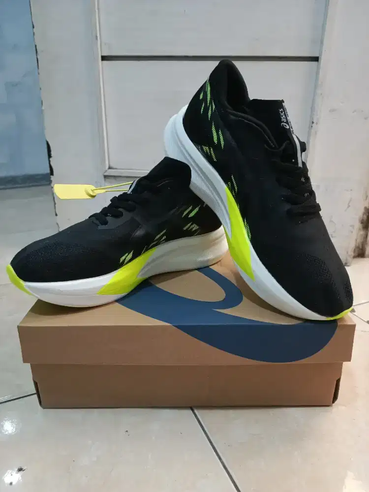 New sepatu olahraga Sz 41,5 (26) Unisex sepatu ringan sol empuk