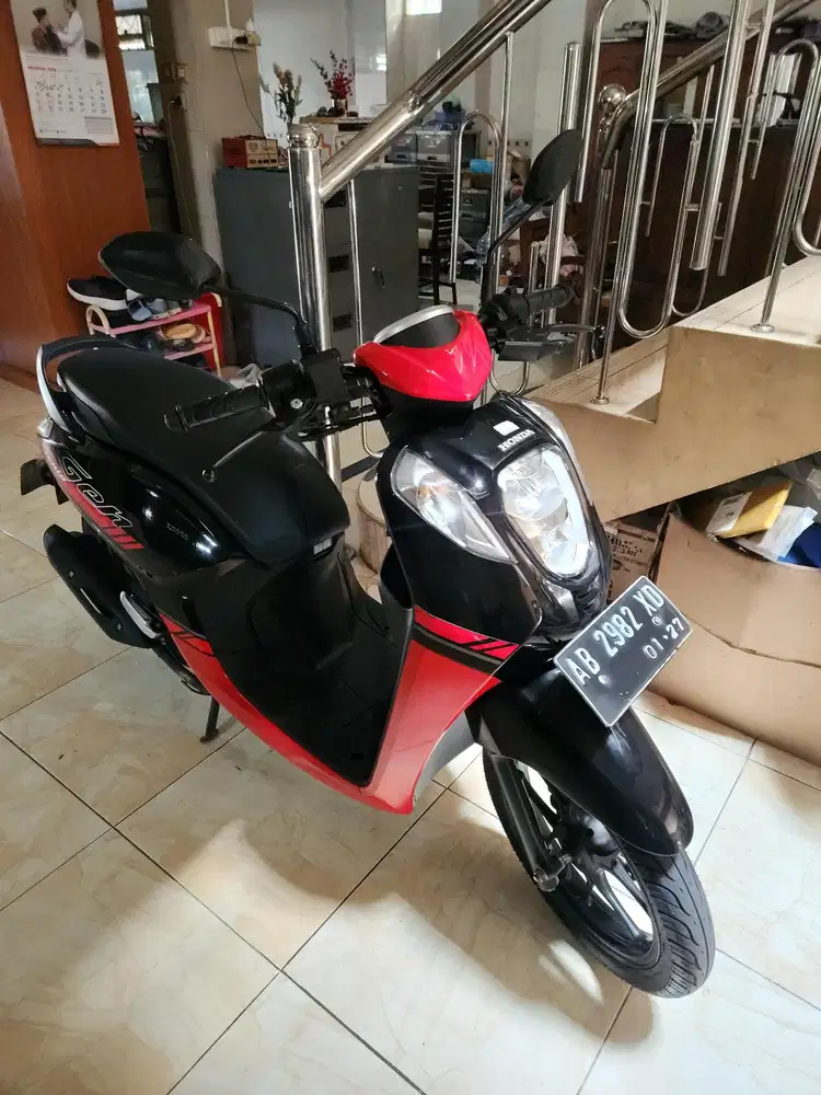 Genio hitam merah 2022 awal Gbm kredit // tunai