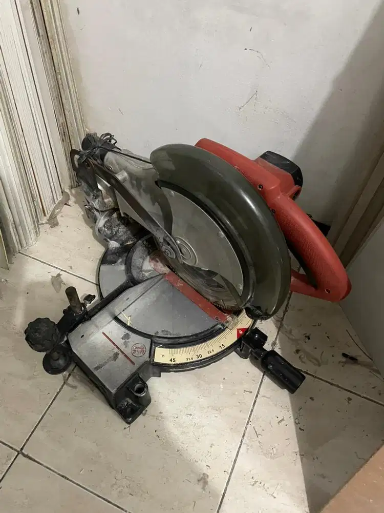 Maktec, mactek mesin duduk potong aluminium