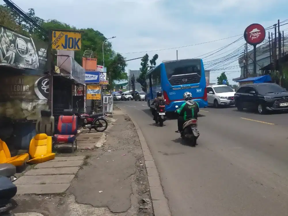 DISEWAKAN LAHAN STRATEGIS – DEPAN TIP TOP CIPUTAT  Lokasi Premium – Ciputat, Tangerang Selatan