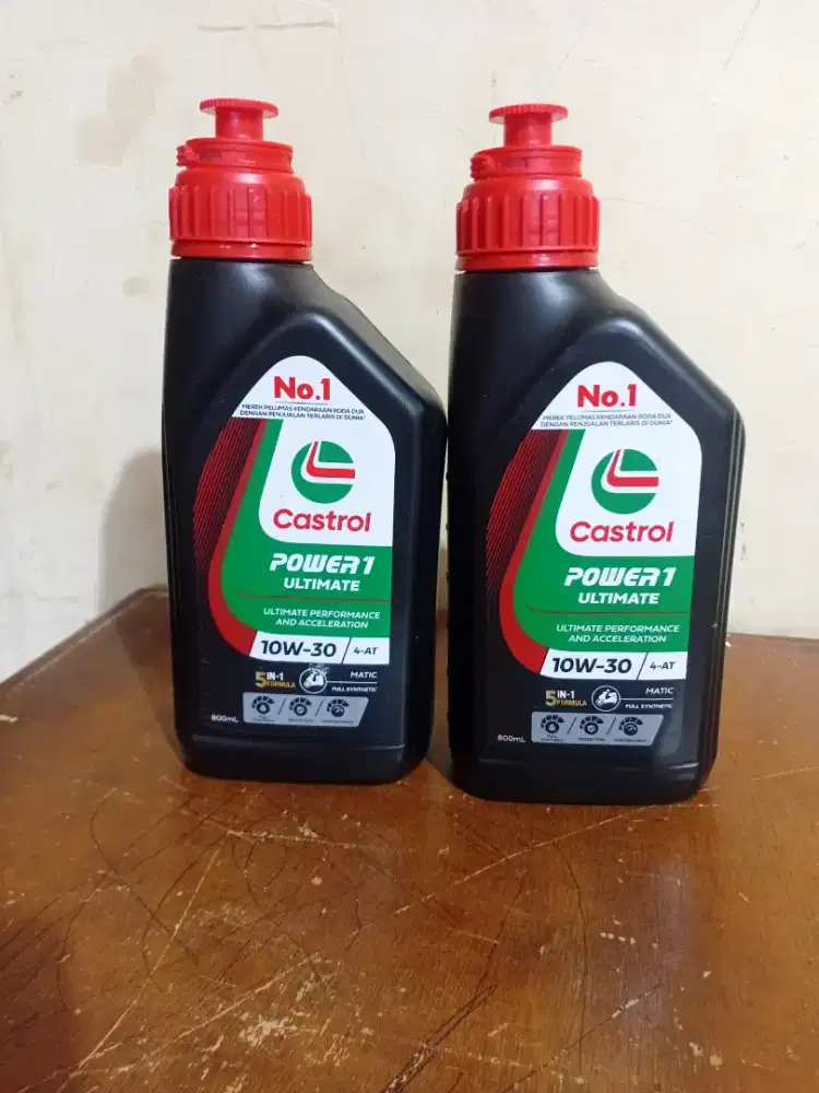 Oli mesin honda matic merk CASTROL