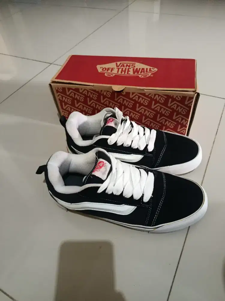 jual sepatu Vans