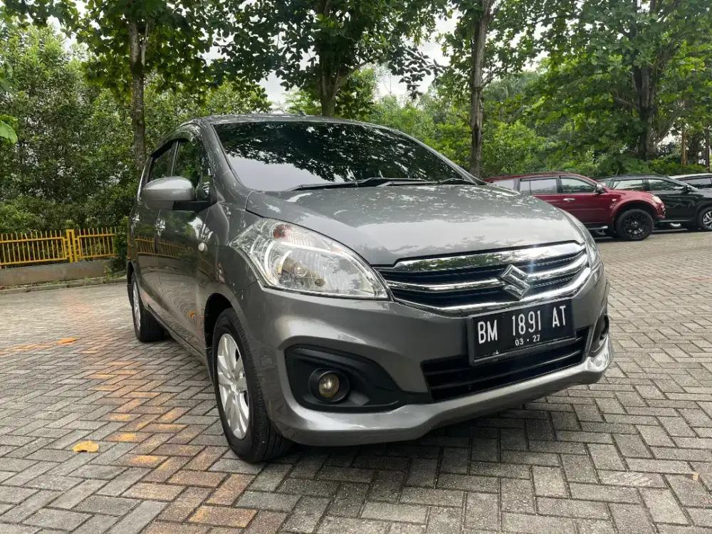 Ertiga GL MT 2017 KM Low