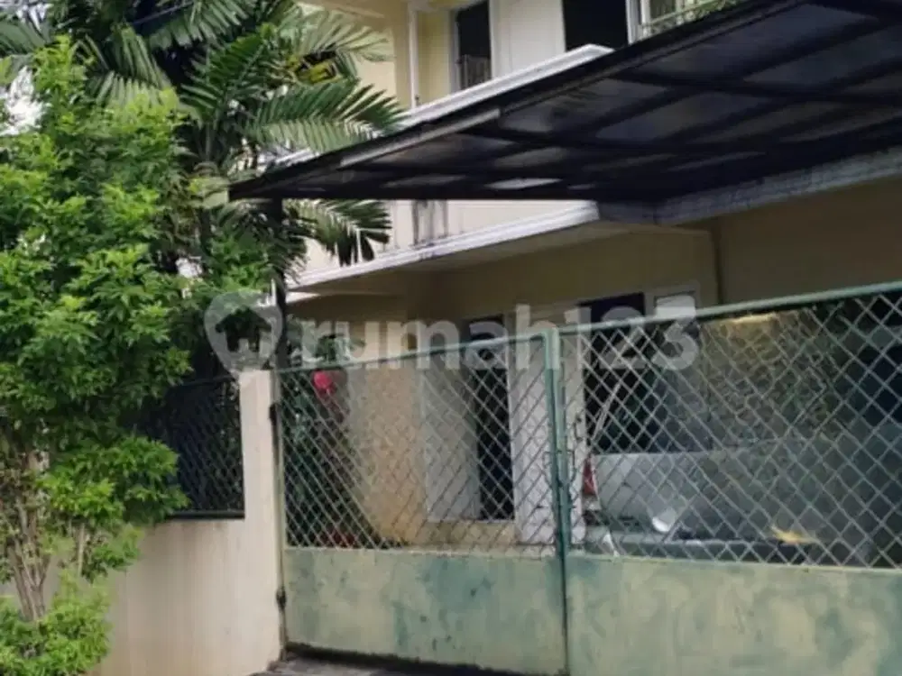 Rumah Lama Terawat di Bukit Cinere Indah