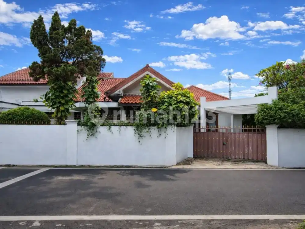 Rumah Luas 366M² Hook di Kawasan Strategis Jagakarsa Harga Menarik